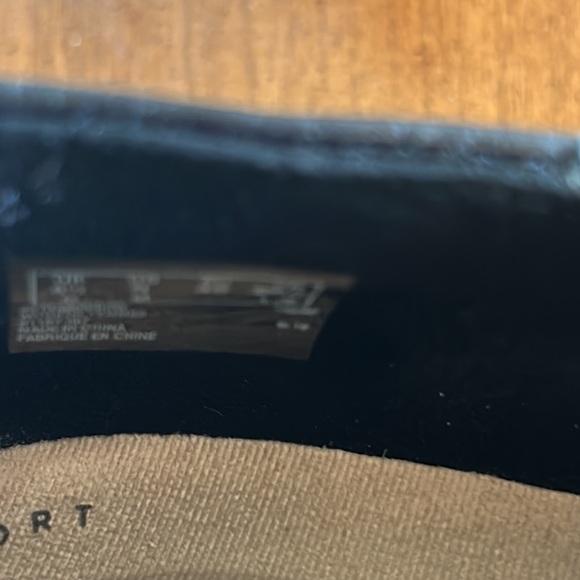 Collection by Clarks:Black short boots with side zipper, buckled strap detail - Picture 6 of 8